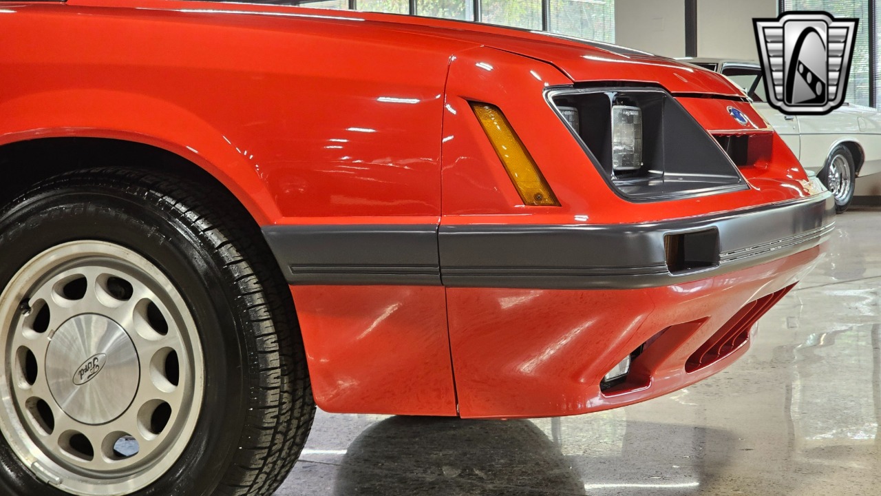 1985 Ford Mustang 19