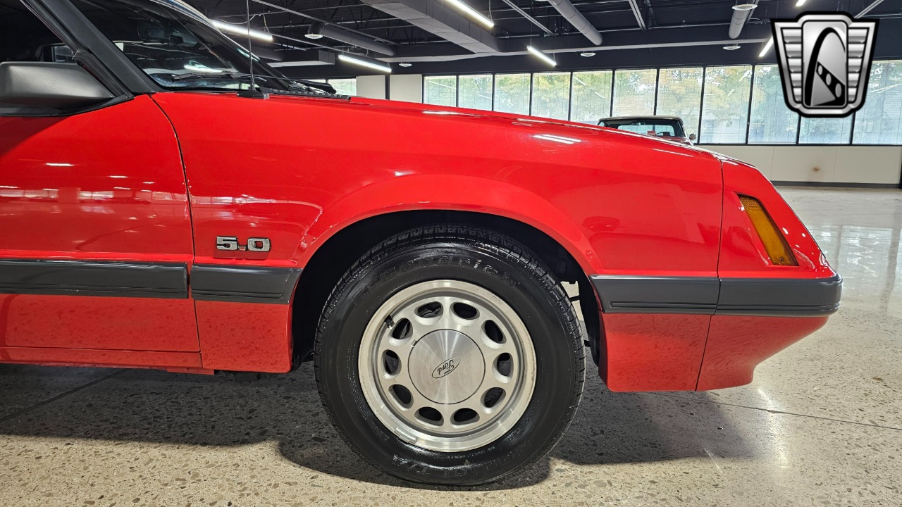 1985 Ford Mustang 46