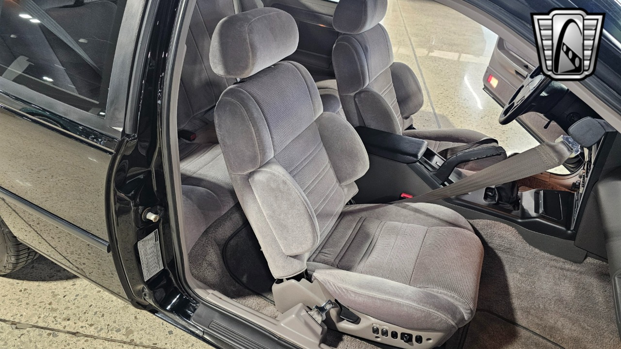 1989 Mercury Cougar 25