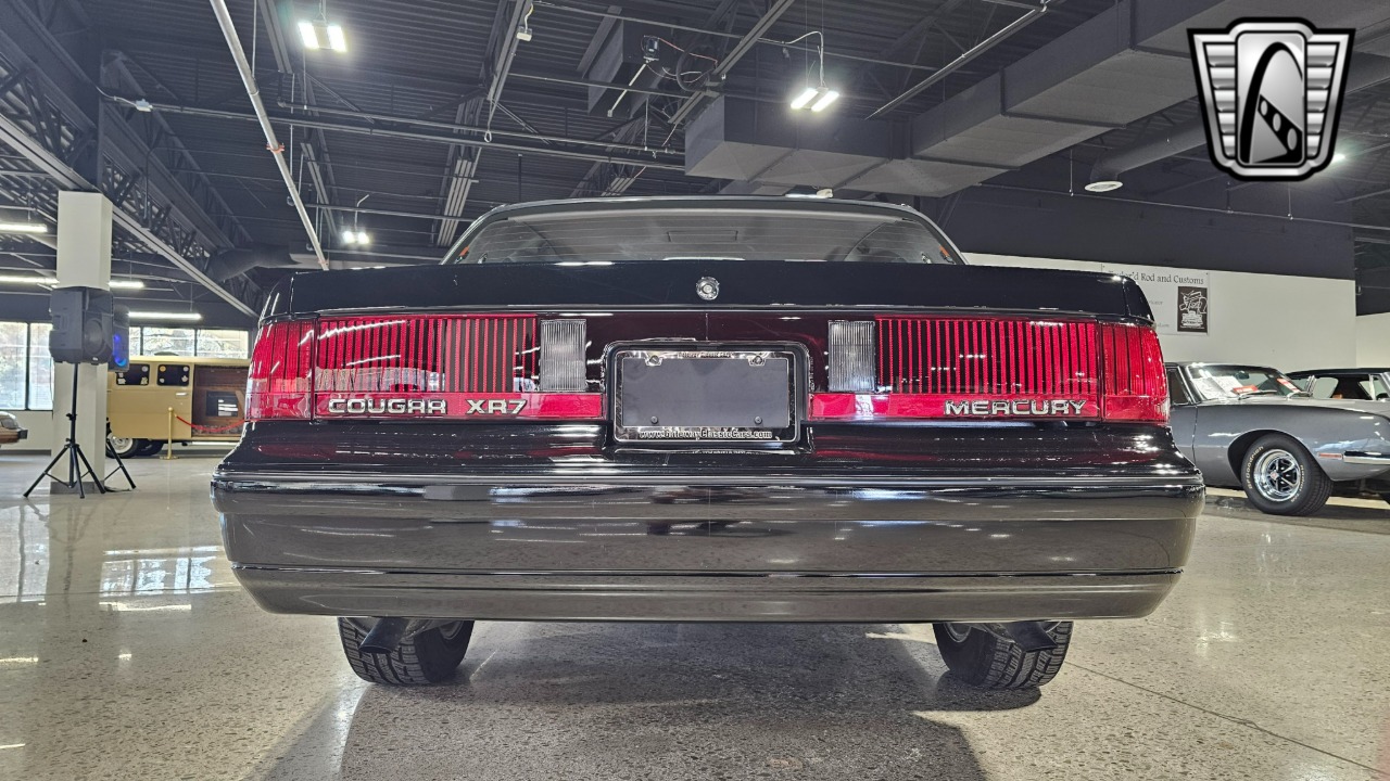 1989 Mercury Cougar 37