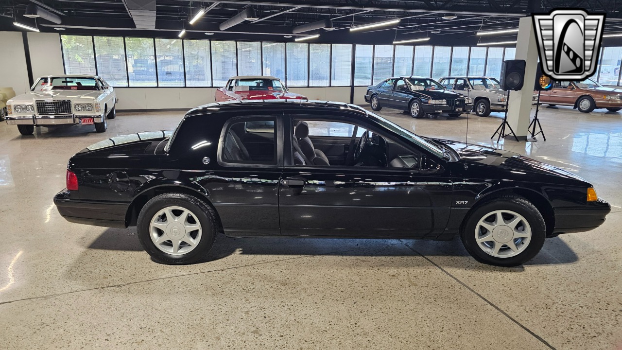 1989 Mercury Cougar 39