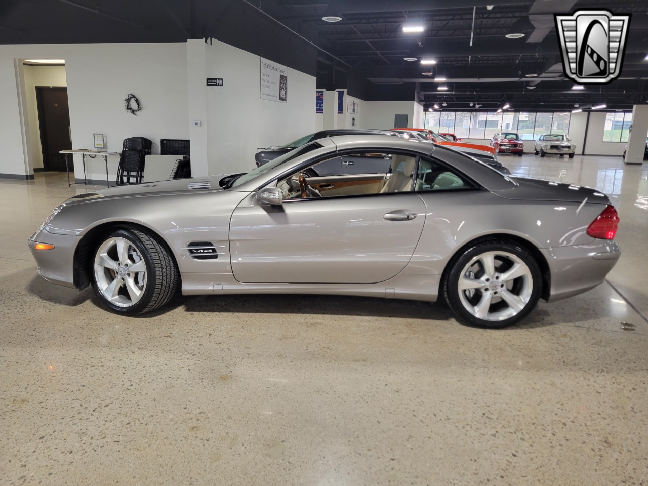2004 Mercedes-Benz SL600 34