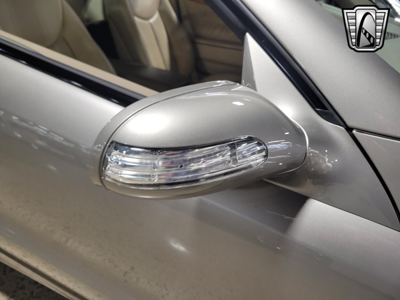 2004 Mercedes-Benz SL600 79