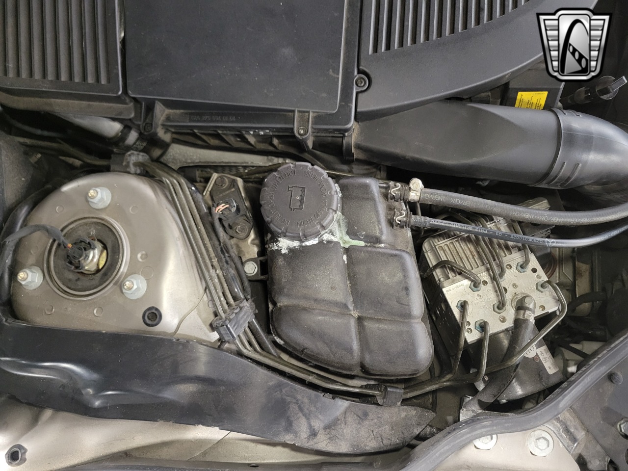 2004 Mercedes-Benz SL600 26