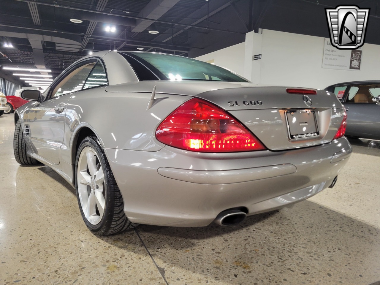 2004 Mercedes-Benz SL600 39