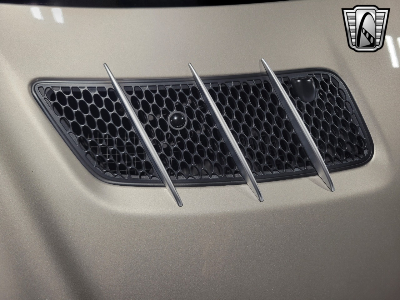 2004 Mercedes-Benz SL600 66