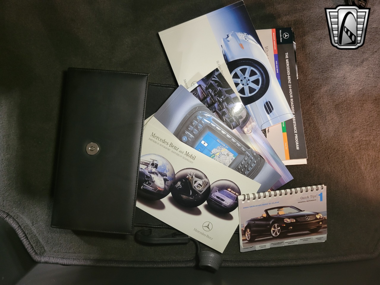 2004 Mercedes-Benz SL600 23