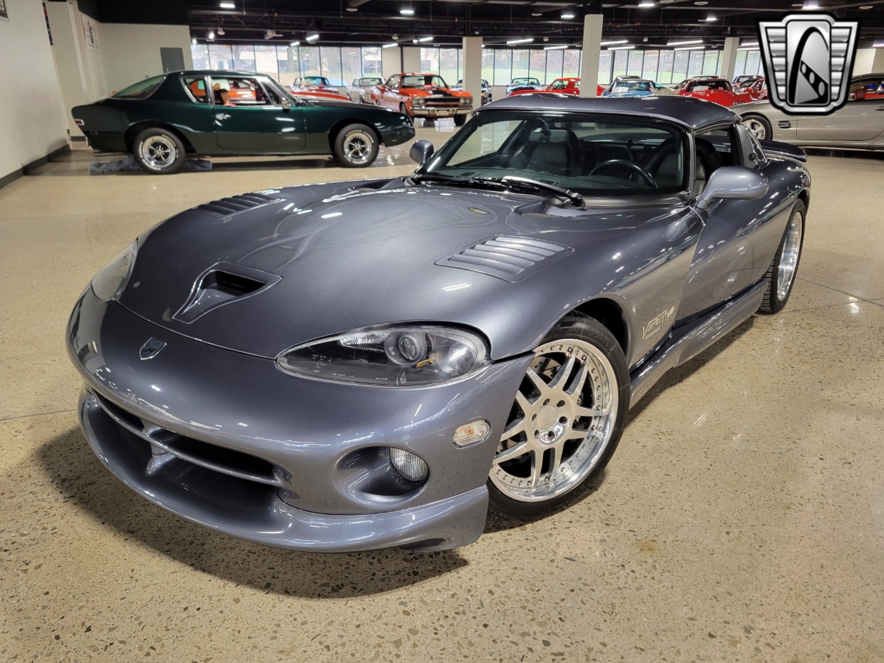 2000 Dodge Viper 29