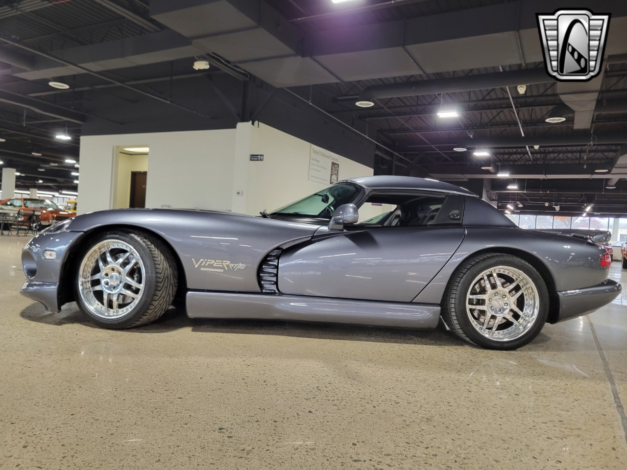 2000 Dodge Viper 31