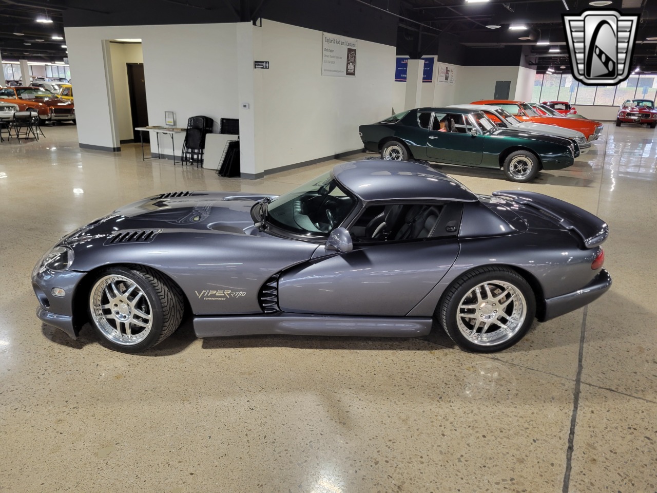 2000 Dodge Viper 33