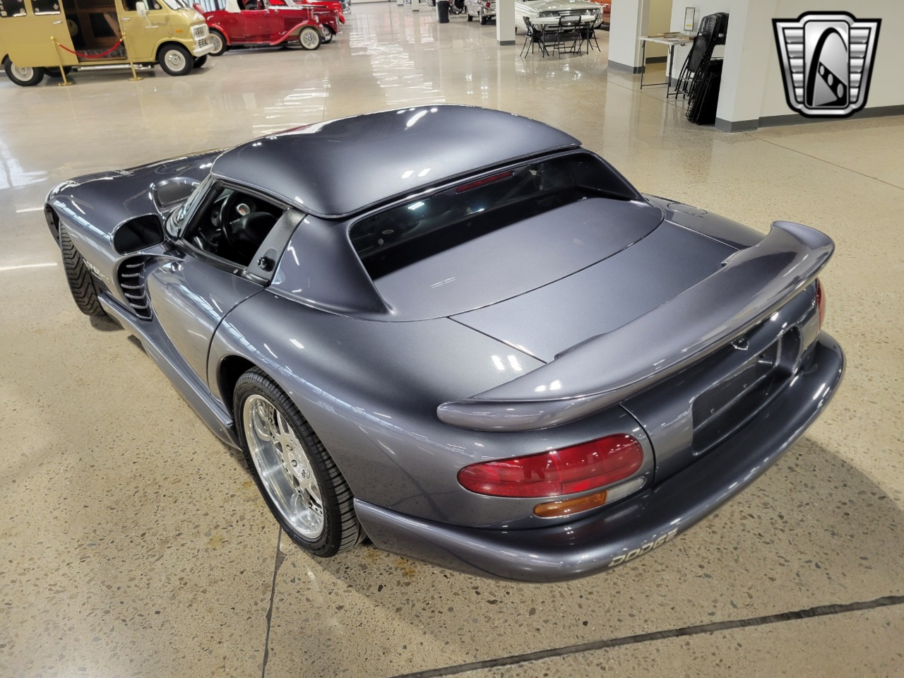 2000 Dodge Viper 39
