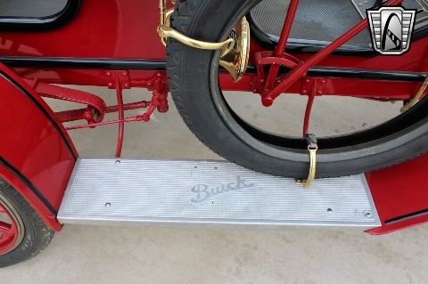1910 Buick Model 10 image 38