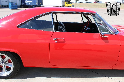 1966 Chevrolet Impala image 31