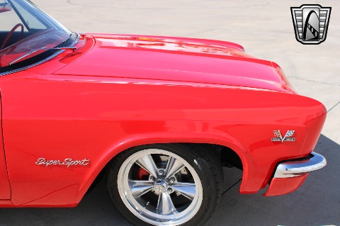 1966 Chevrolet Impala image 32