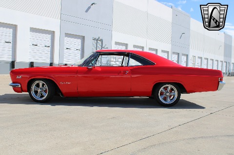 1966 Chevrolet Impala image 7