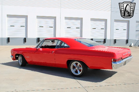 1966 Chevrolet Impala image 9