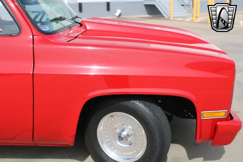 1986 Chevrolet C10 image 35