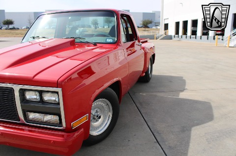 1986 Chevrolet C10 image 40