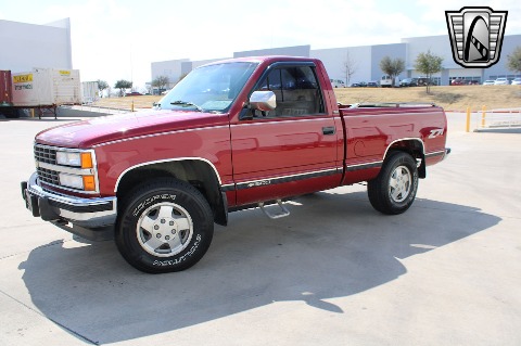 1992 Chevrolet K1500 image 3