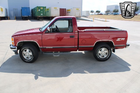 1992 Chevrolet K1500 image 7