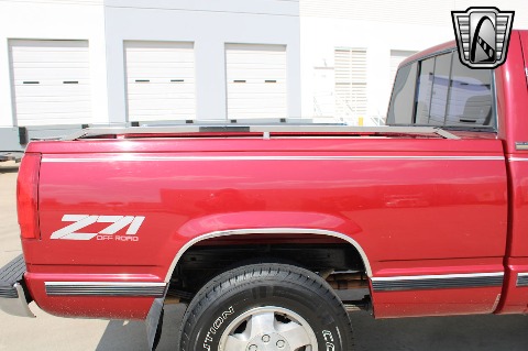 1992 Chevrolet K1500 image 33