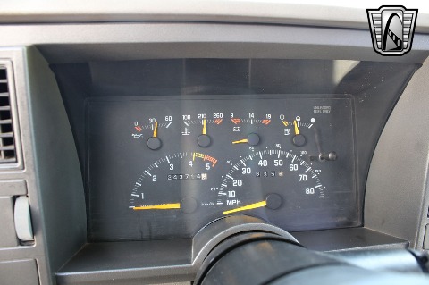 1992 Chevrolet K1500 image 59