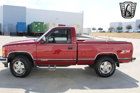 1992 Chevrolet K1500 image 8