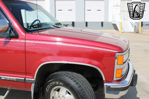1992 Chevrolet K1500 image 35