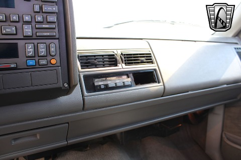 1992 Chevrolet K1500 image 61