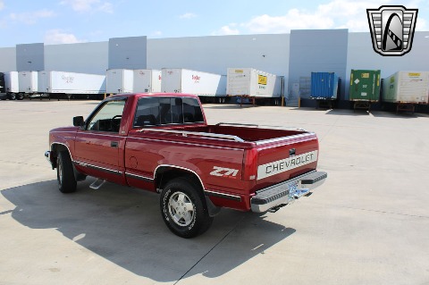 1992 Chevrolet K1500 image 10