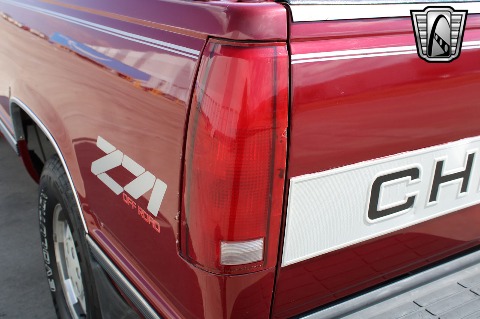 1992 Chevrolet K1500 image 41