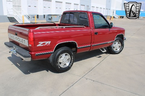 1992 Chevrolet K1500 image 16