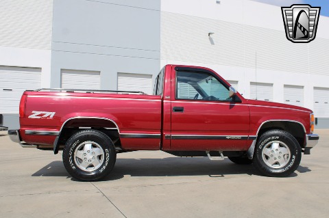 1992 Chevrolet K1500 image 21