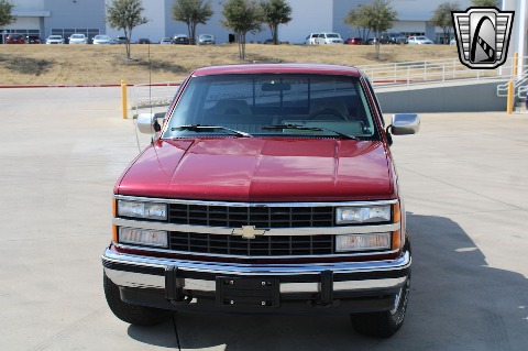 1992 Chevrolet K1500 image 25