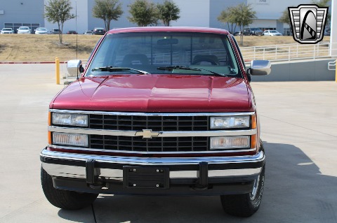 1992 Chevrolet K1500 image 26