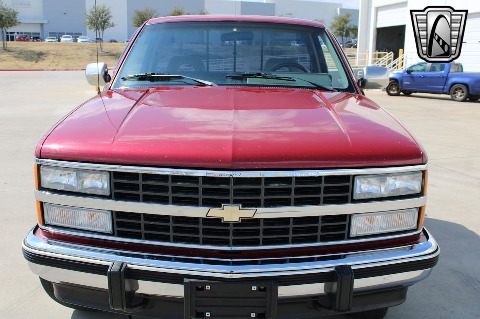 1992 Chevrolet K1500 image 28