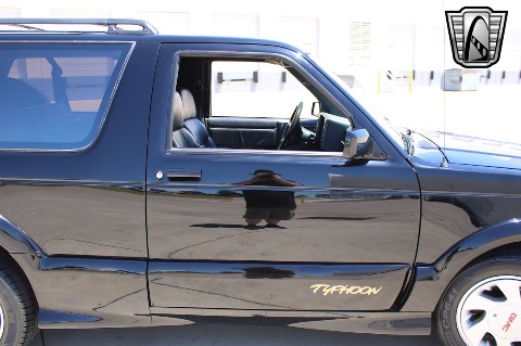 1993 GMC Typhoon image 33