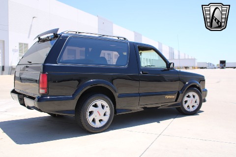 1993 GMC Typhoon image 17