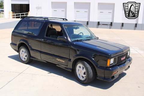 1993 GMC Typhoon image 21