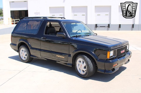 1993 GMC Typhoon image 22