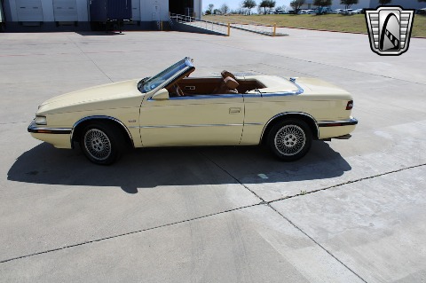 1989 Chrysler TC image 6