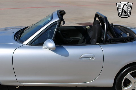 2000 Mazda Miata image 29