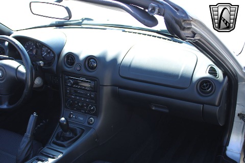 2000 Mazda Miata image 61