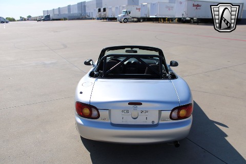 2000 Mazda Miata image 12