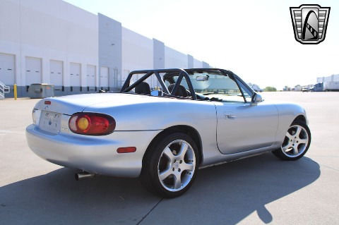 2000 Mazda Miata image 17