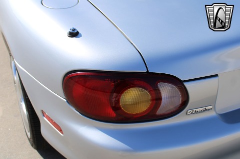 2000 Mazda Miata image 45