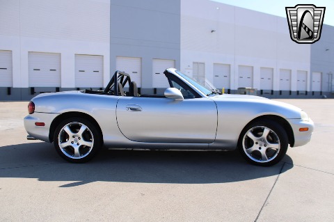 2000 Mazda Miata image 20