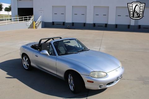 2000 Mazda Miata image 21