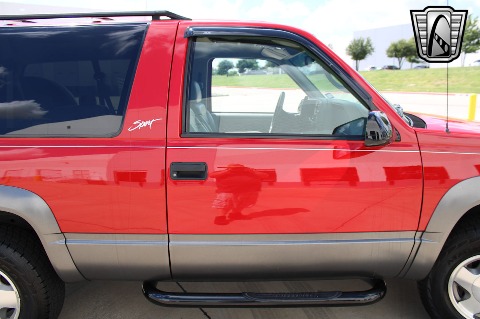 1998 Chevrolet Tahoe image 33