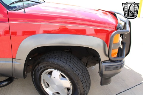 1998 Chevrolet Tahoe image 34